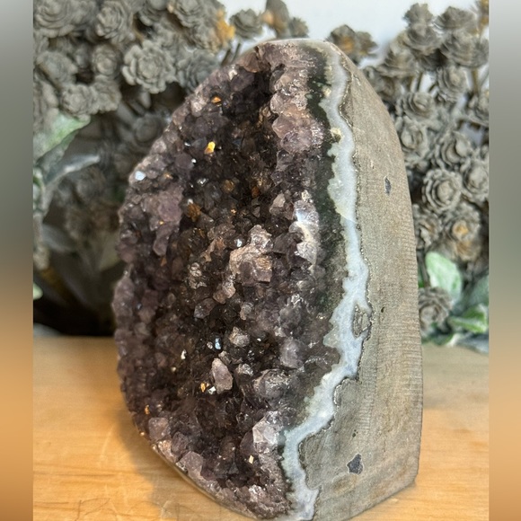 Amethyst Cut Base - Picture 4 of 7